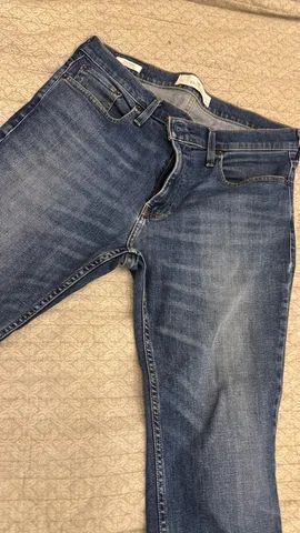 Calça Jeans escura HOLLISTER TAM 44-46
