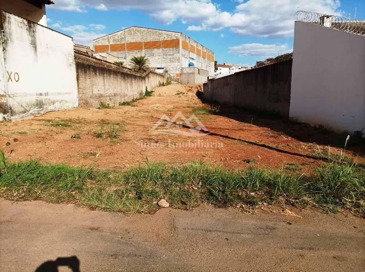 Lote para Venda em Patos de Minas, Guanabara - Foto 3