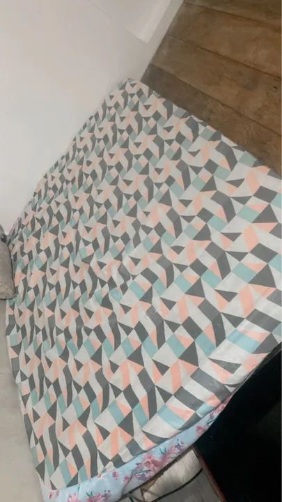 Cama Box Casal com Desenho Moderno