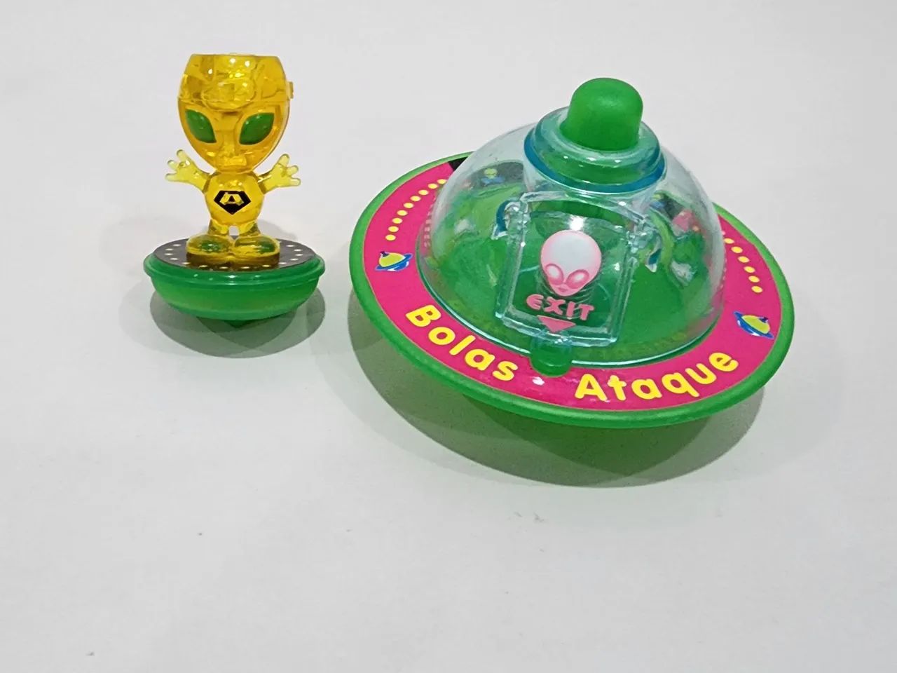 Brinquedo vintage Alienígena - Nave e ET pião