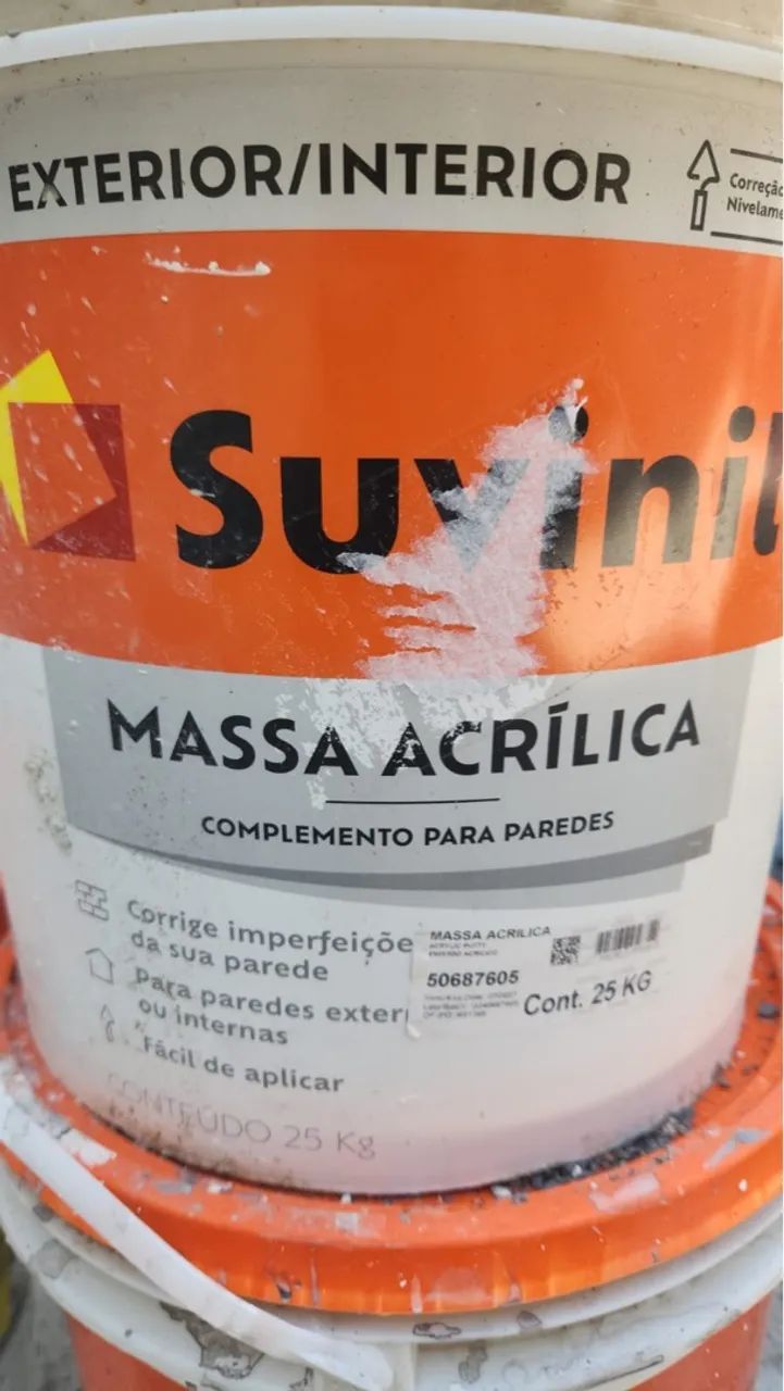 Massa Acrílica Suvenil fechada