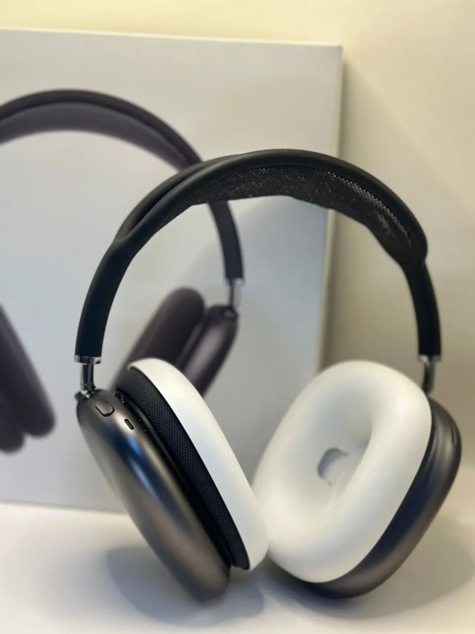 AirPods Max   A2096  Space Gray SEMI NOVO COM GARANTIA LOJA FISICA  - Foto 3