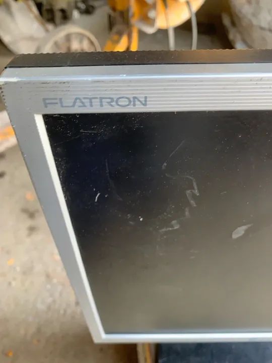 Monitor LG 17 polegadas defeito não liga  - Foto 6