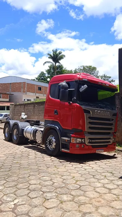 Scania R440 6x4 com retarder.