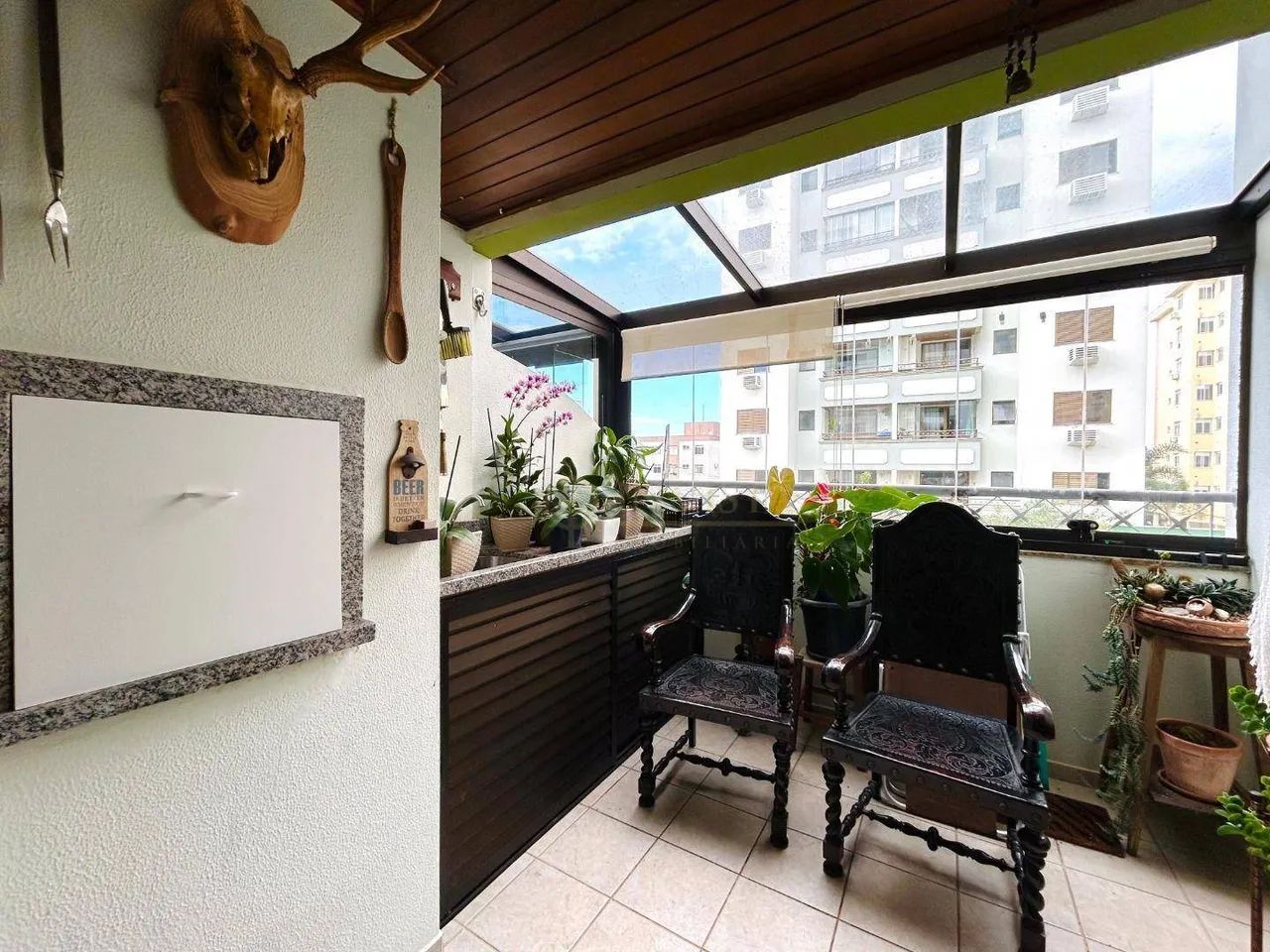 Apartamento de 125 m² com 3 quartos e churrasqueira à venda em Florianópolis - Bairro Coqu - Foto 2