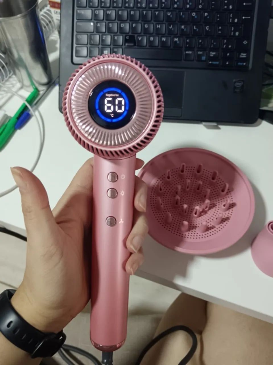 Secador Profissional Europeu - 100.000 RPM, Íons Negativos, Super Silencioso, LED - Foto 6