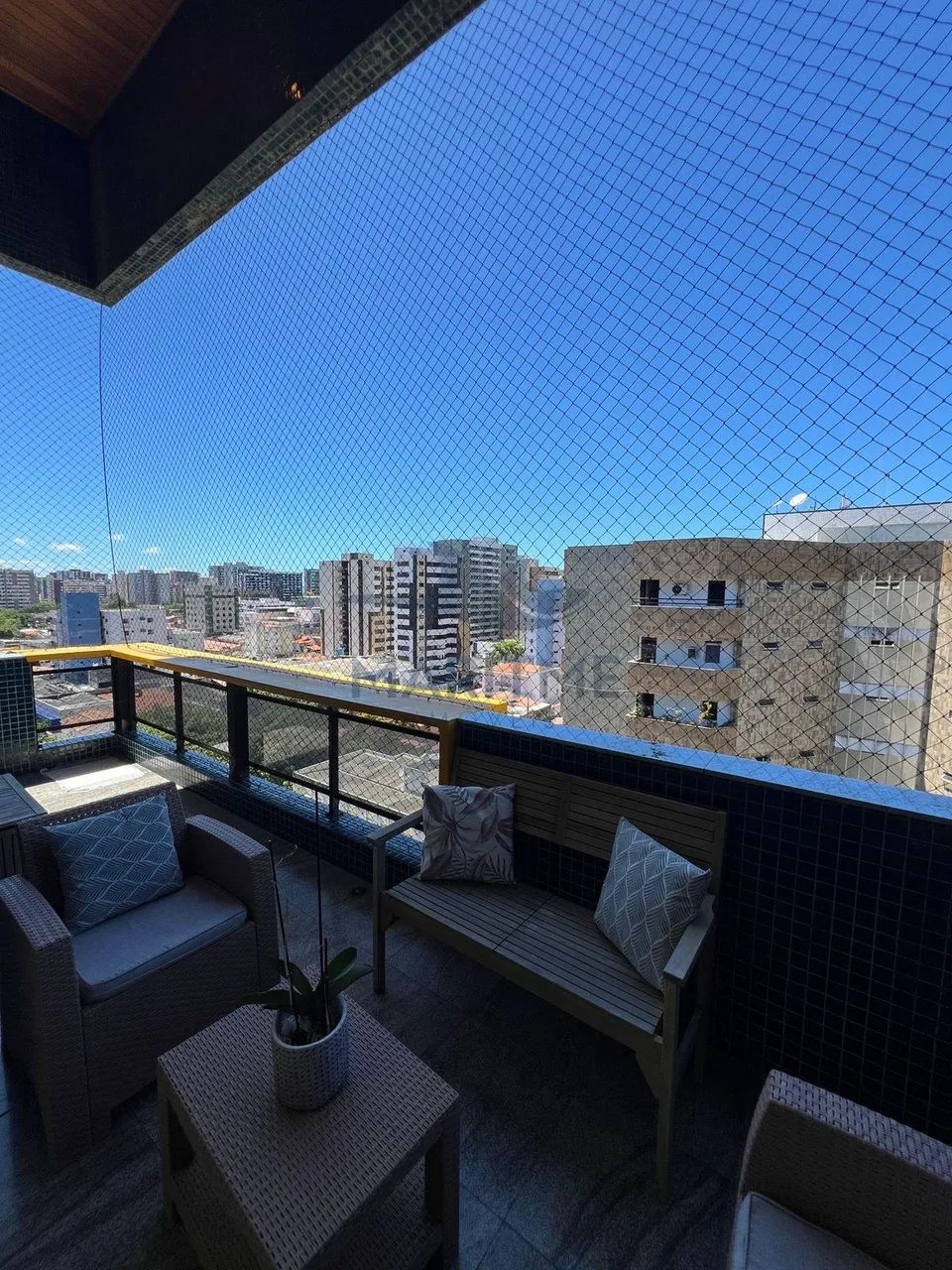 Duplex para venda possui 426 metros quadrados com 1 quartos em Ponta Verde - Maceió - AL - Foto 4