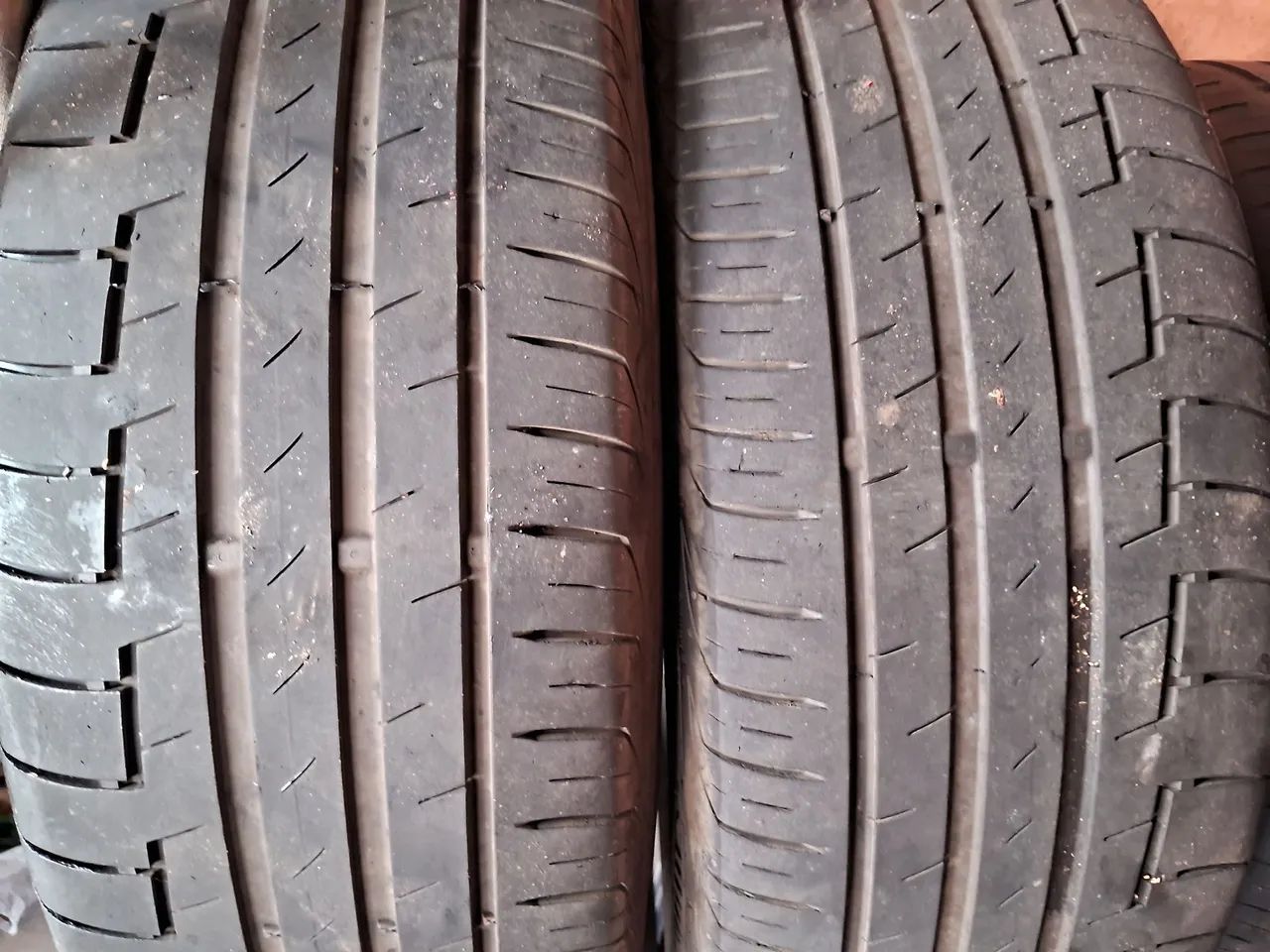 4 Pneus 205/55/16  continental $90 cada 