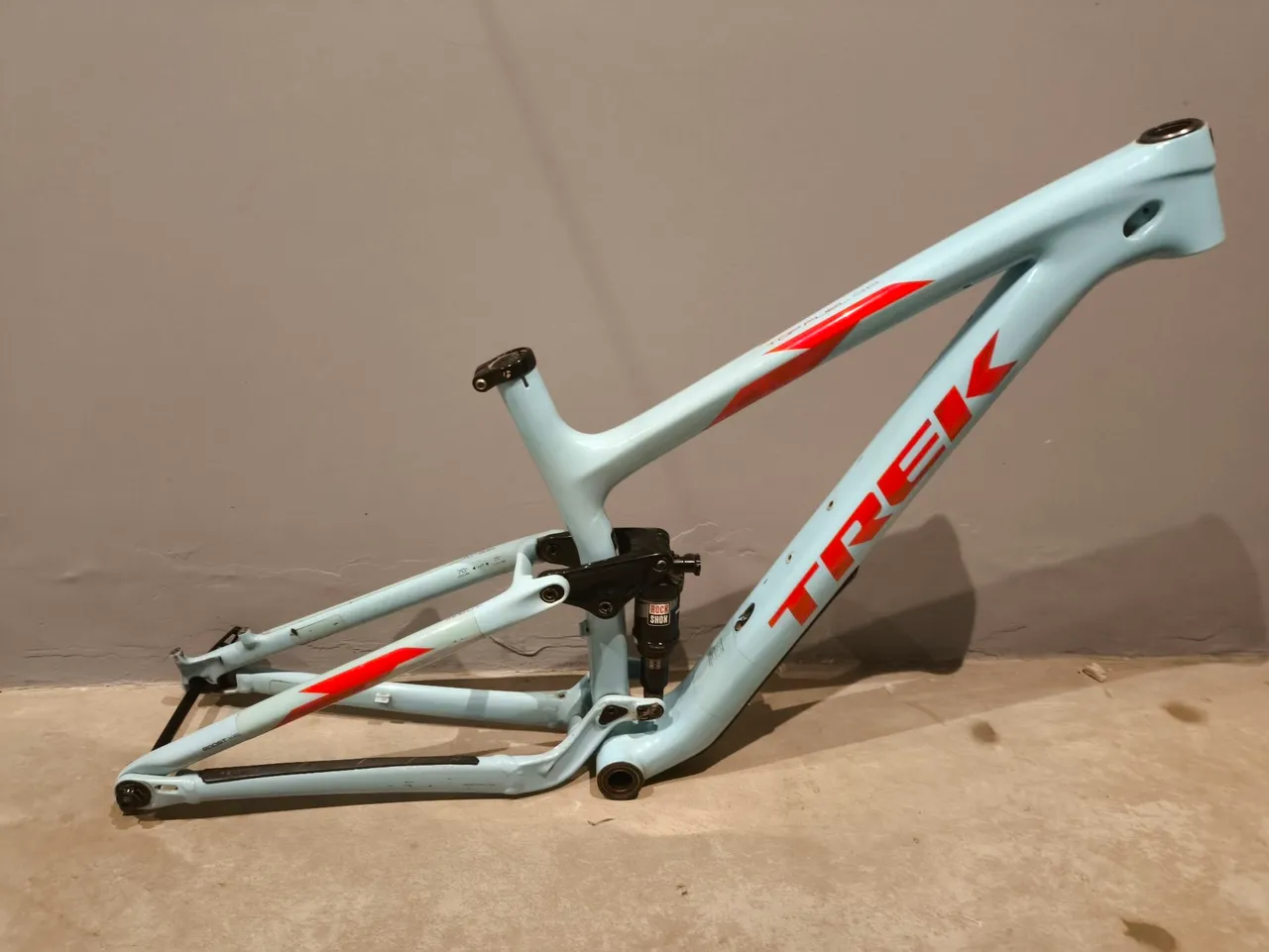 Quadro Trek Top Fuel 9.8 Full Carbono 29 M