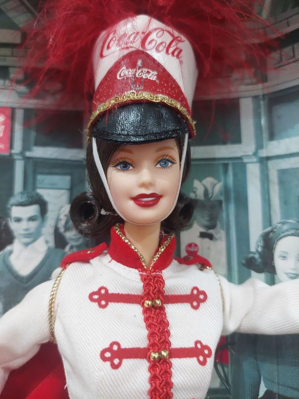 Boneca Barbie Coca-Cola Colecionável - Foto 2