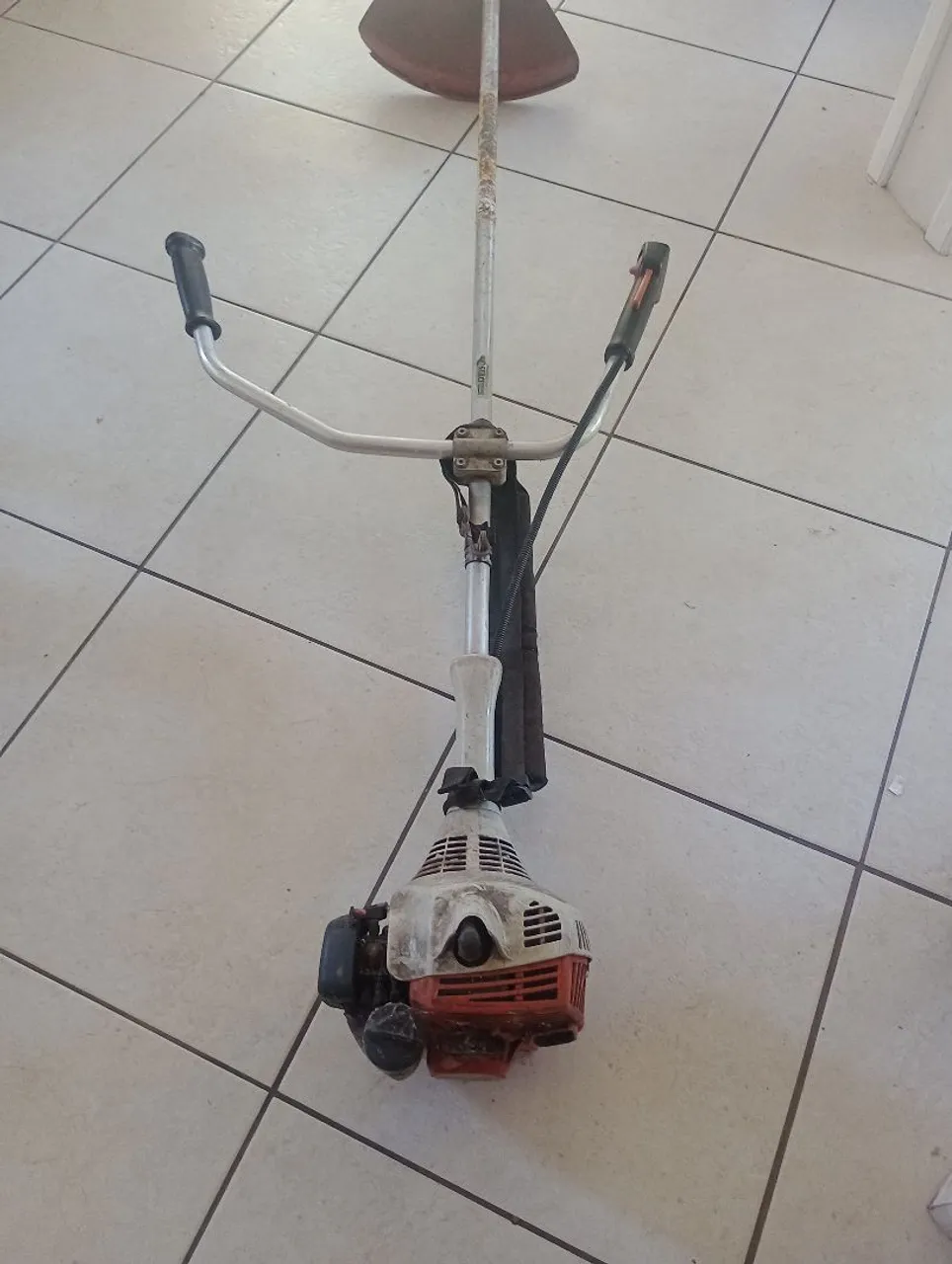 Roçadeira a Gasolina