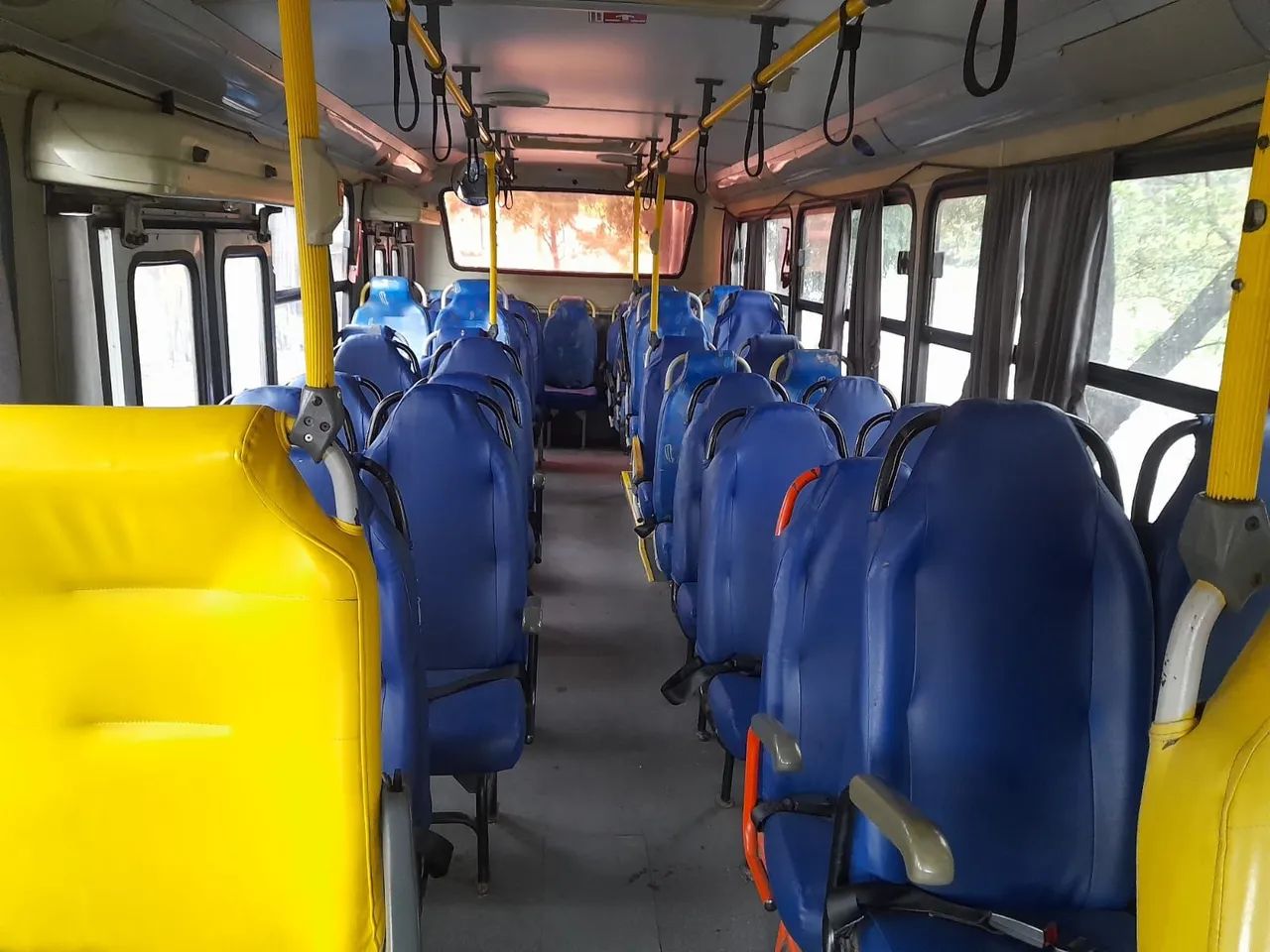 Ônibus escolar com serviço. - Foto 6