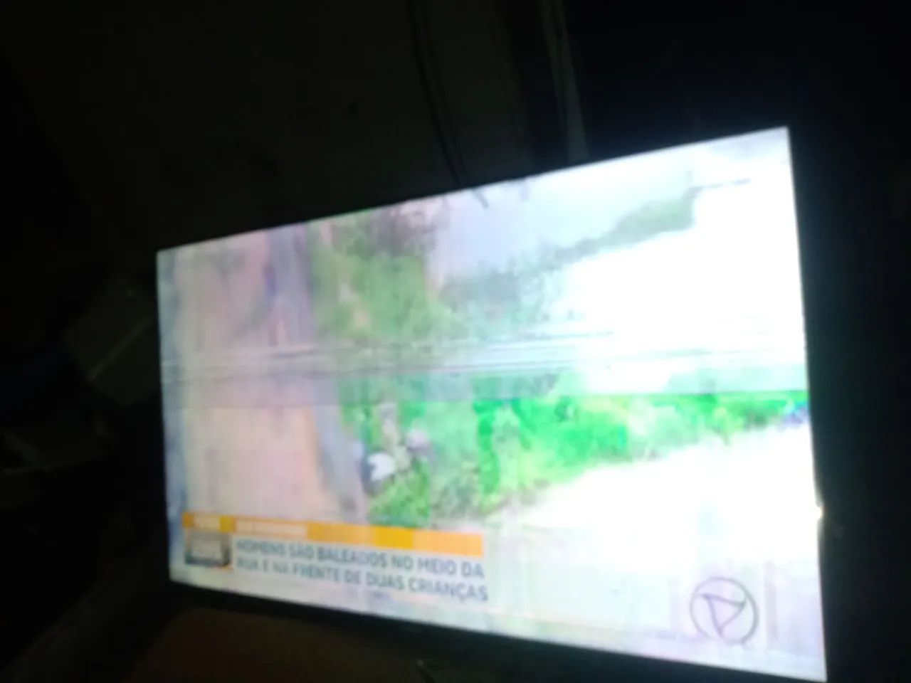 TV com defeito para tirar peças 