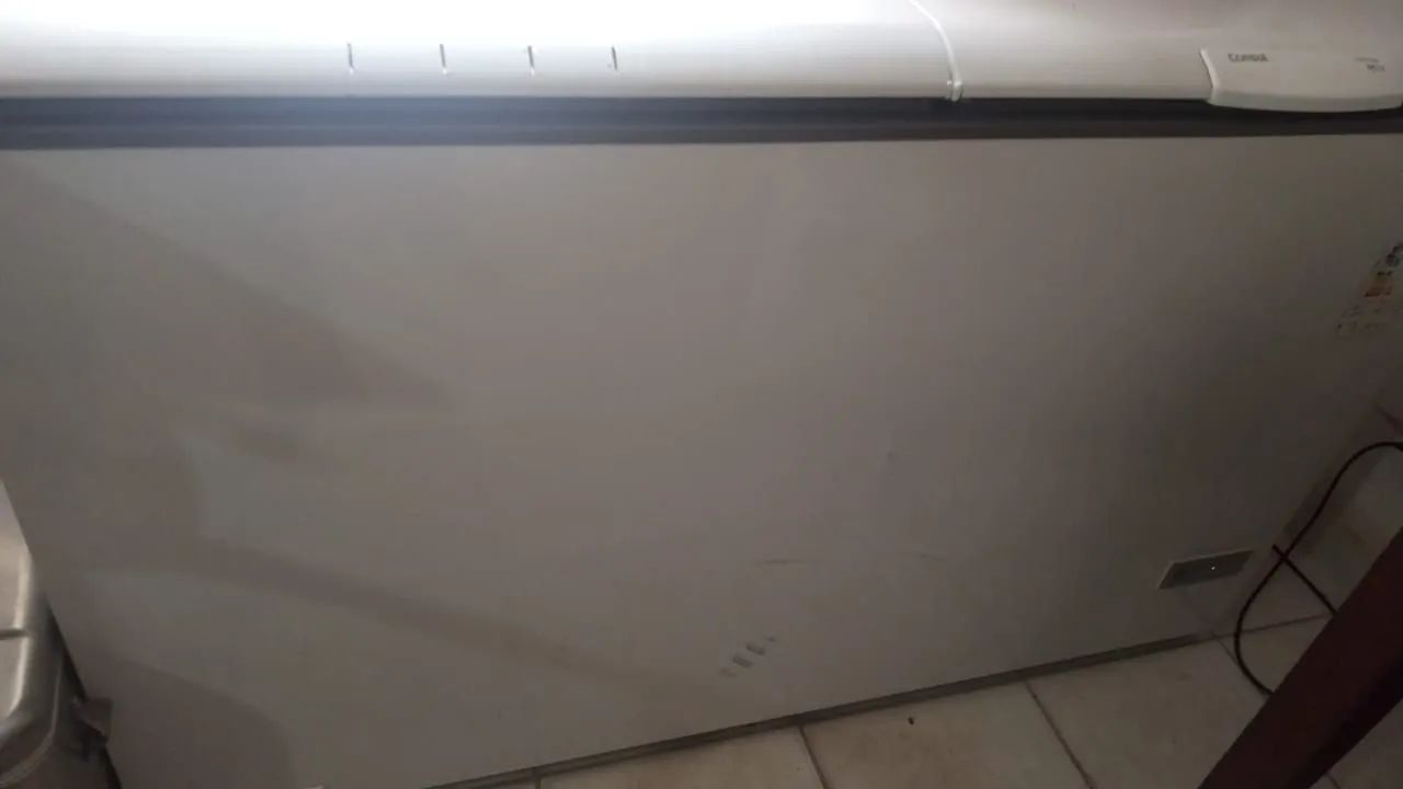 Freezer semi novo, apenas um dono. - Foto 2