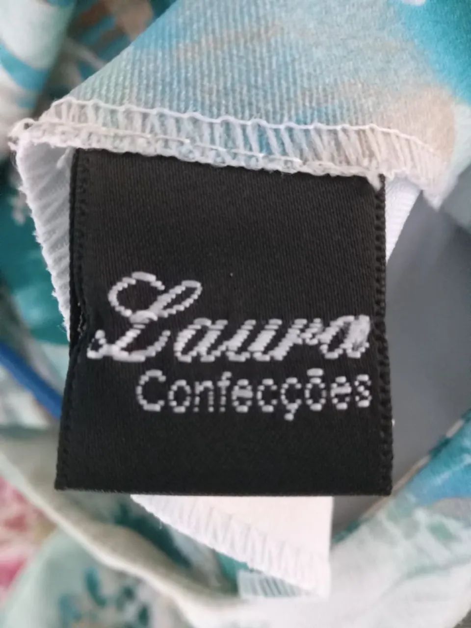 Vestido estampado com detalhes em tule - Foto 4