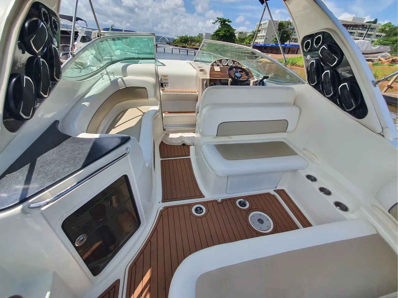 Lancha de Luxo com Som ! - Foto 11