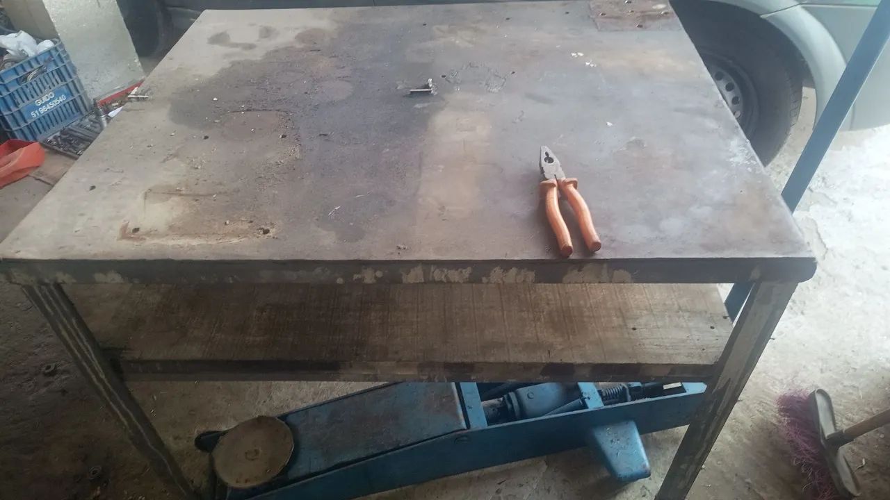Mesa Bancada Ferro64850147979393123