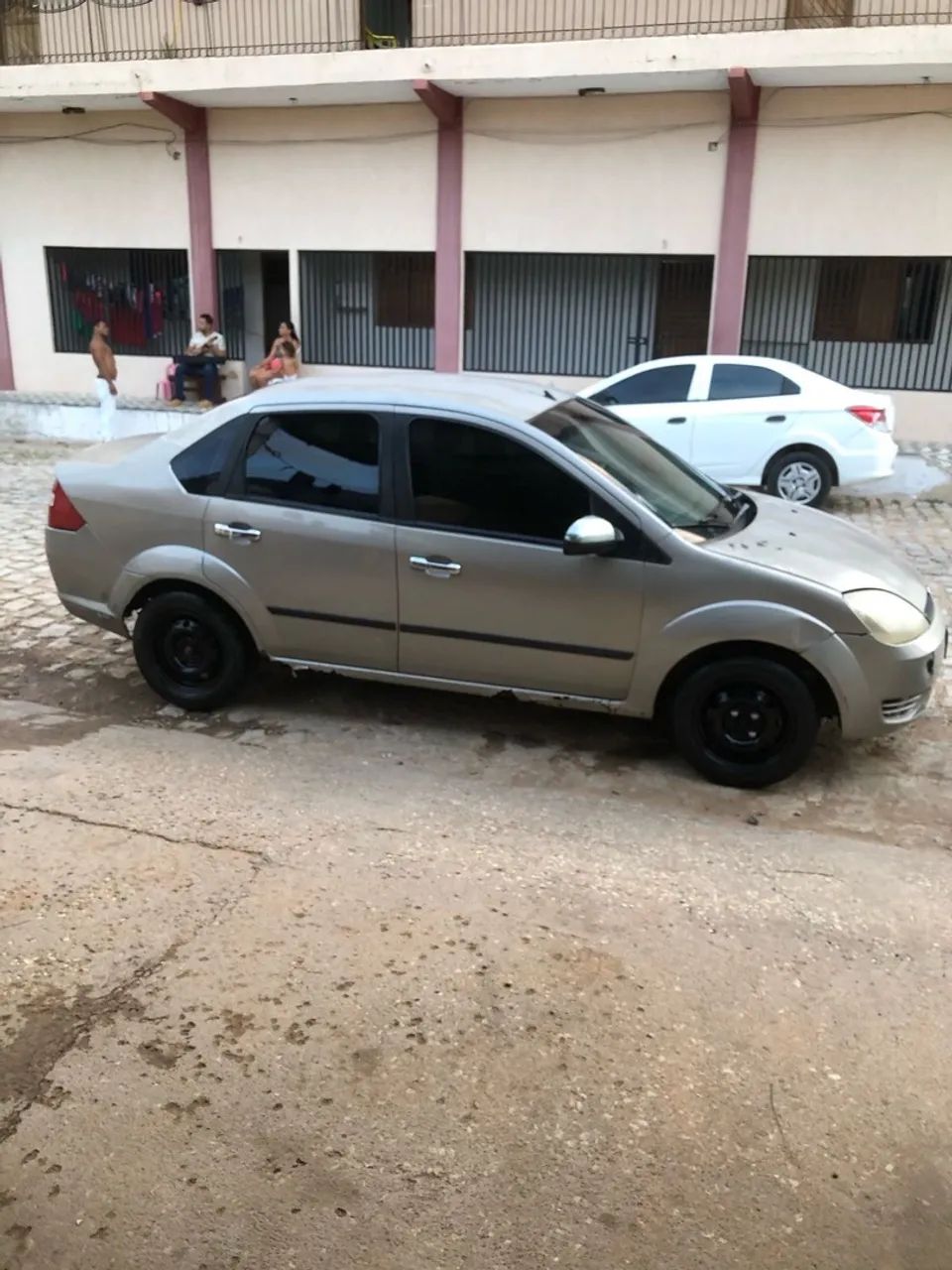 vende-se carro ou faz jogo em moto  - Foto 4