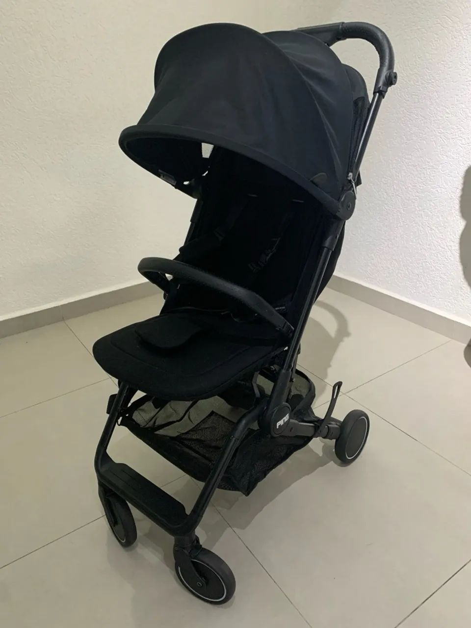 Carrinho de Bebê ABC Design Ping - Cor preto Coal (SemiNovo na Caixa) 