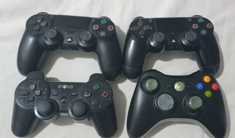Lote de Controles Dualshock  4 , 3  e Xbox 360 Para Conserto ou Retirada  de Peças