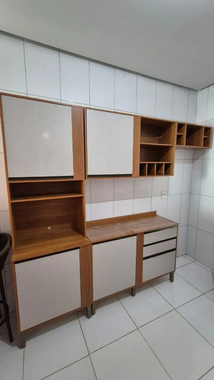 Armário de cozinha completo
