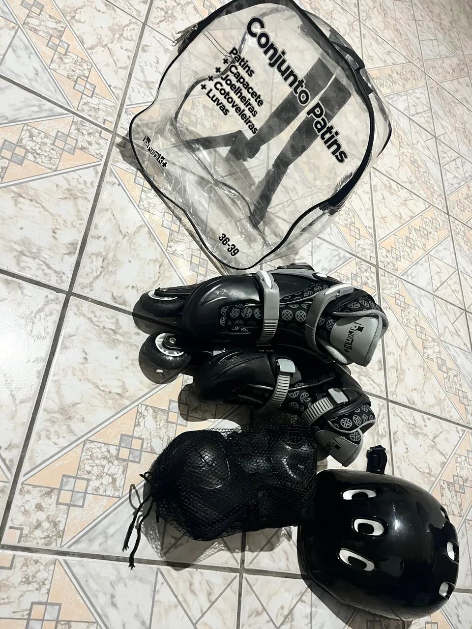 Patins semi novo 64314494717826121