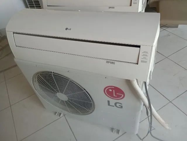 Ar condicionado (Quente/frio) Split Lg- 18000 BTUS