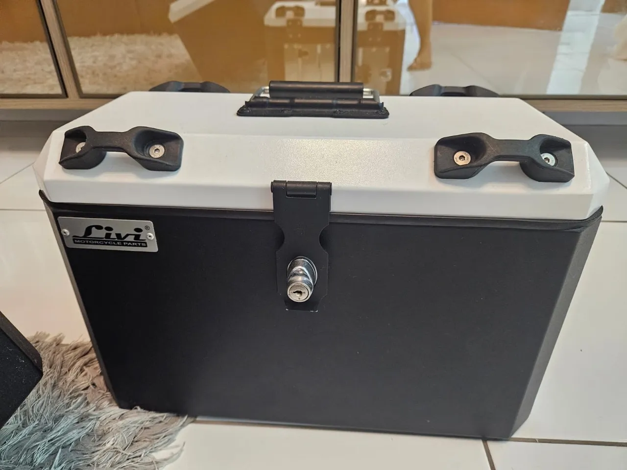 Vende-se trio de bagageiro