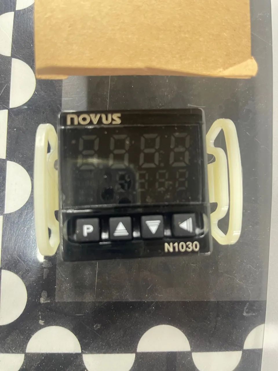 Controlador de Temperatura Novus N1030