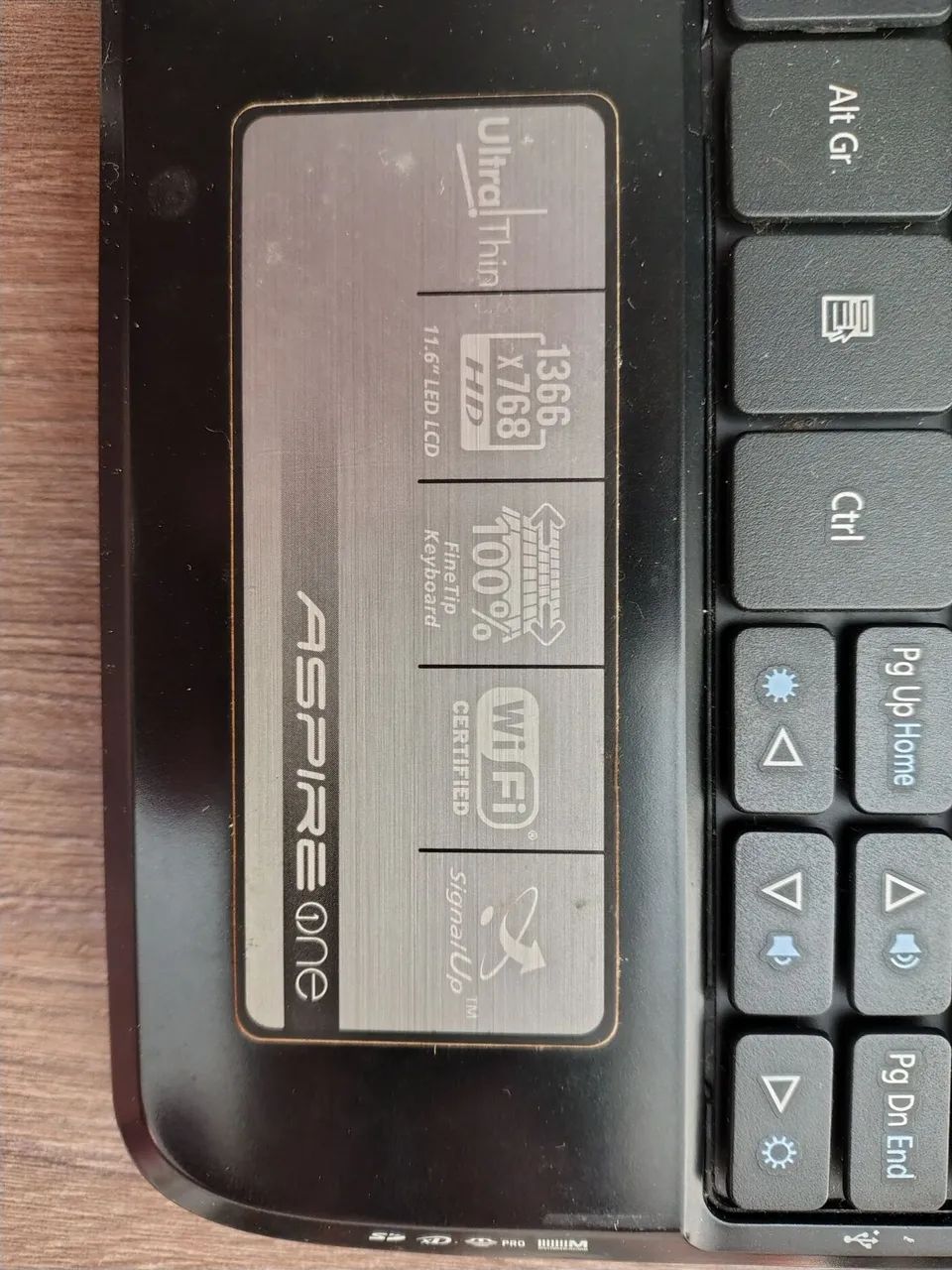 Acer Aspire One / COM DEFEITO, PARA RETIRAR PEÇAS  - Foto 4