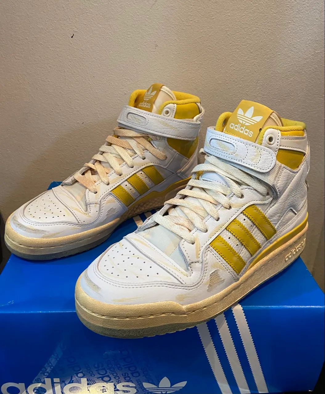Tênis Adidas fórum 84 hi