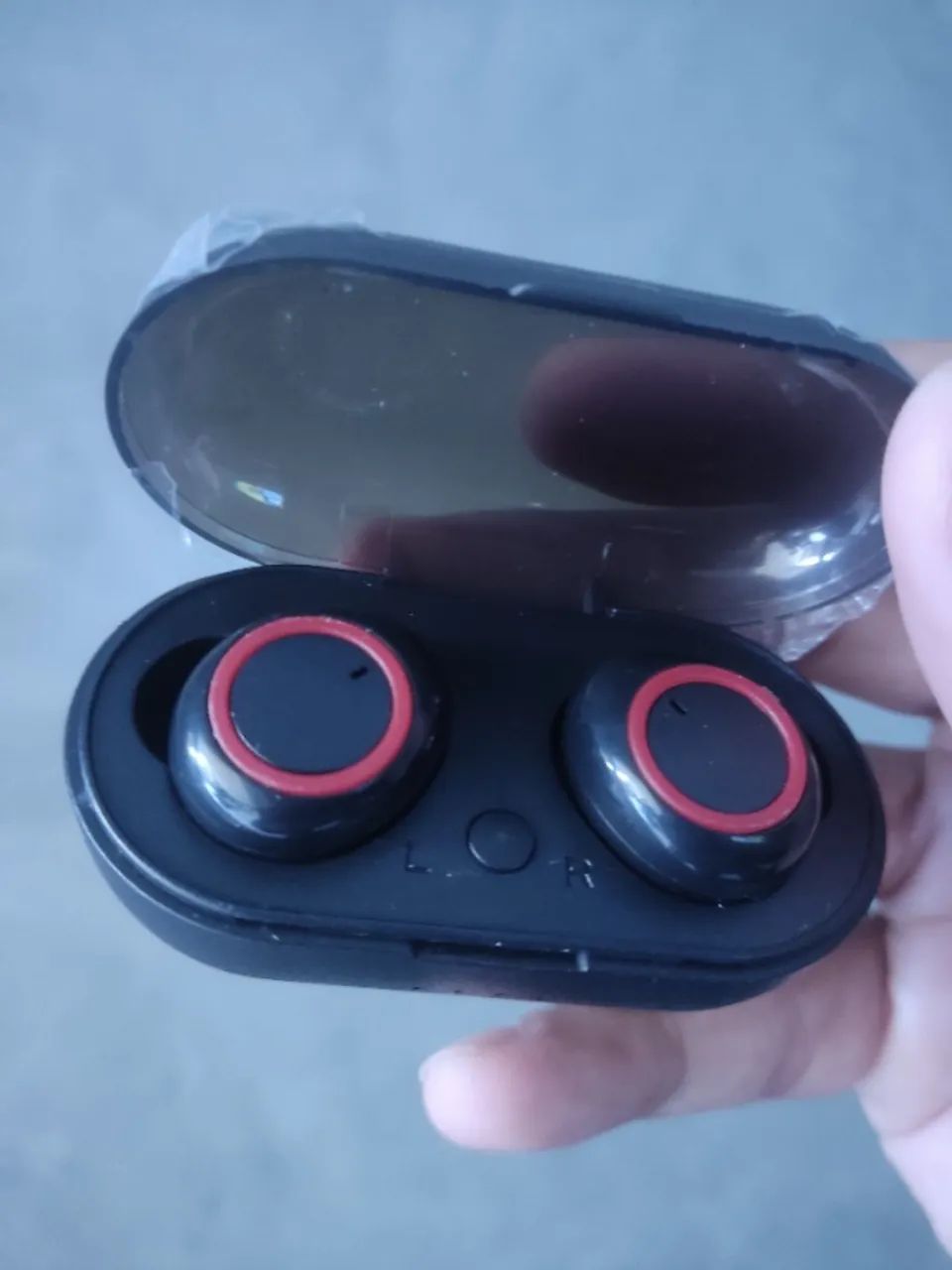 Fone de ouvido Y50 TWS Bluetooth - Detalhes em Vermelho - Novo - Foto 2
