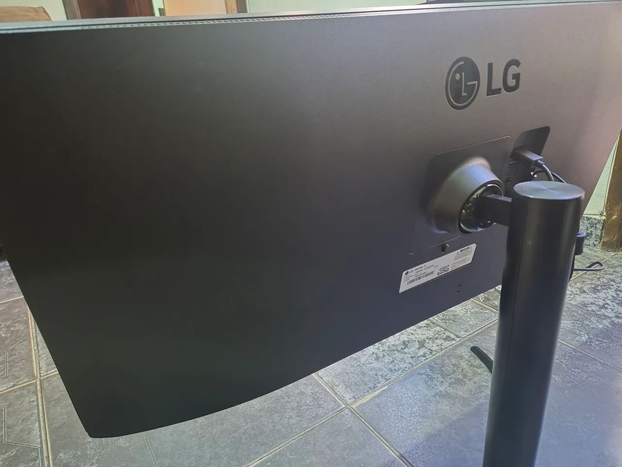 Monitor LG 34 Full HD IPS Ultrawide 34WP550 - Foto 2