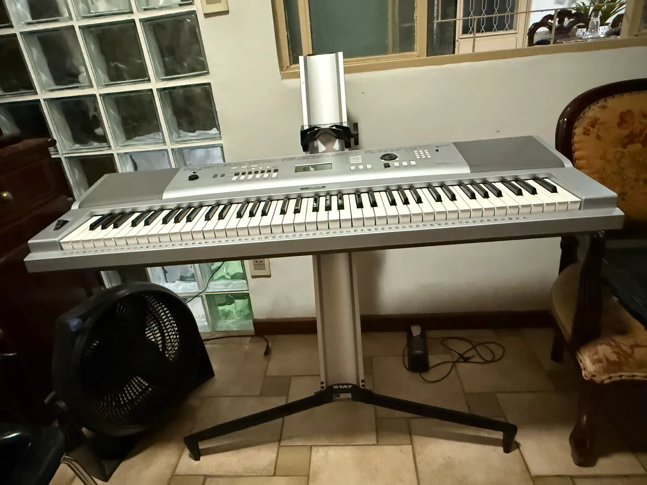 teclado yamaha dgx 230