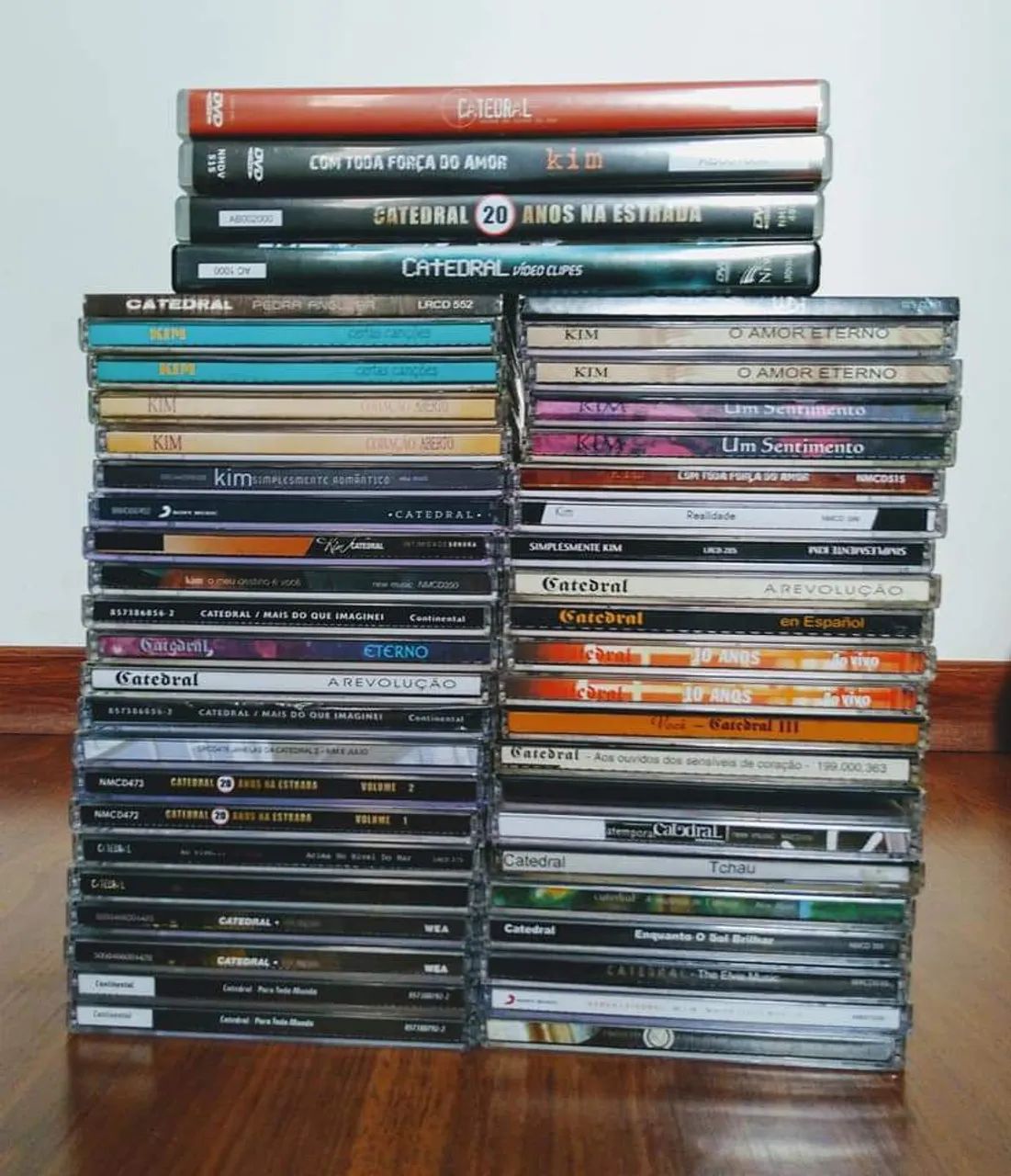 Coleção de CDs da banda Catedral - Foto 2