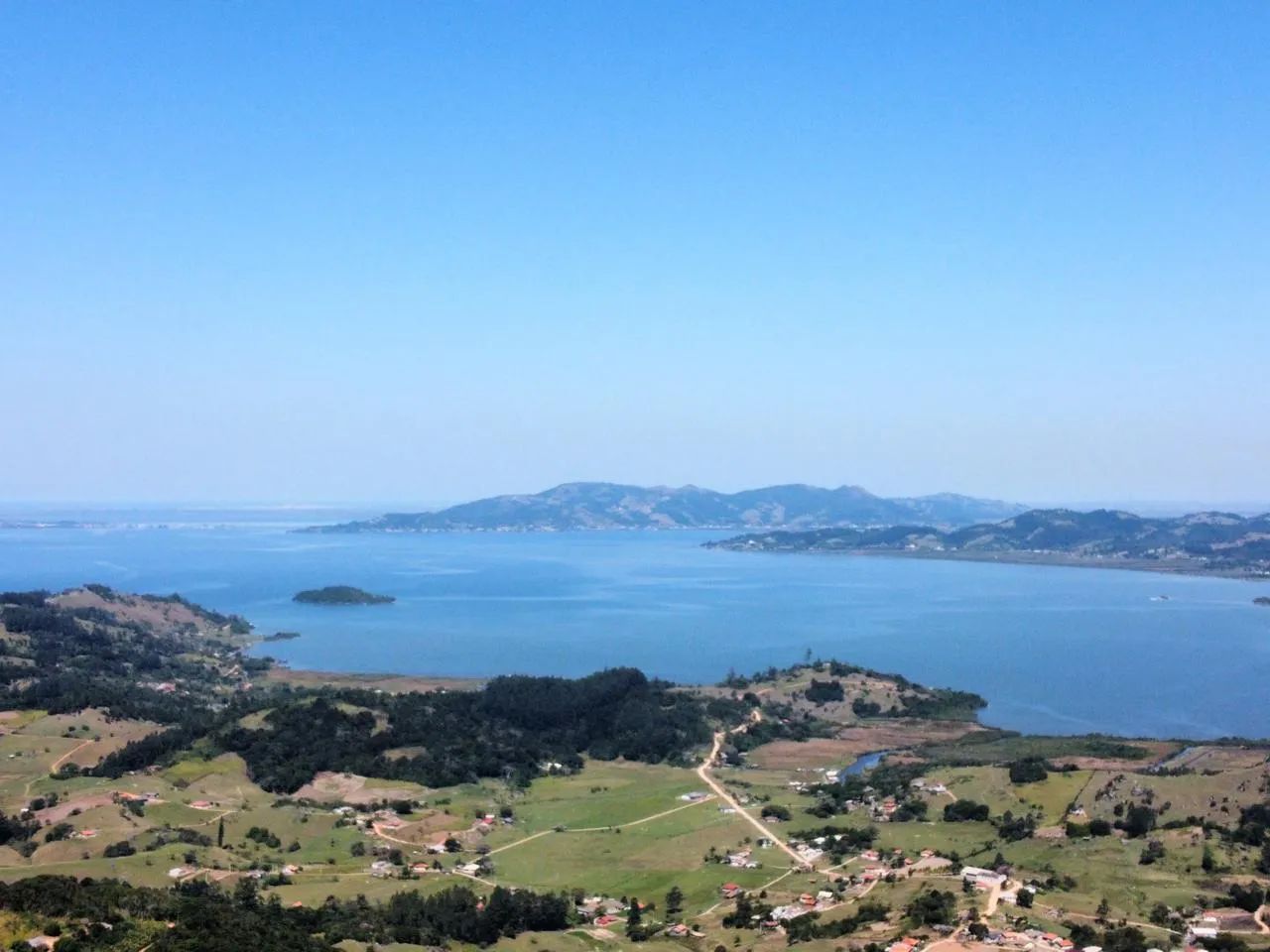 Área 20,000m2 em Imarui Esc. Pública - Foto 2