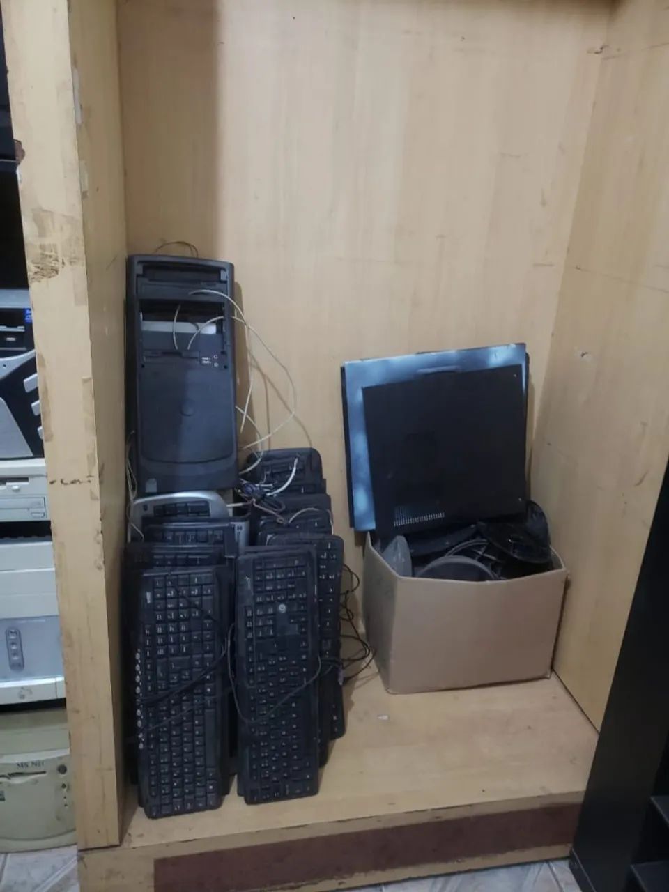 Lixos eletrônico  - Foto 5