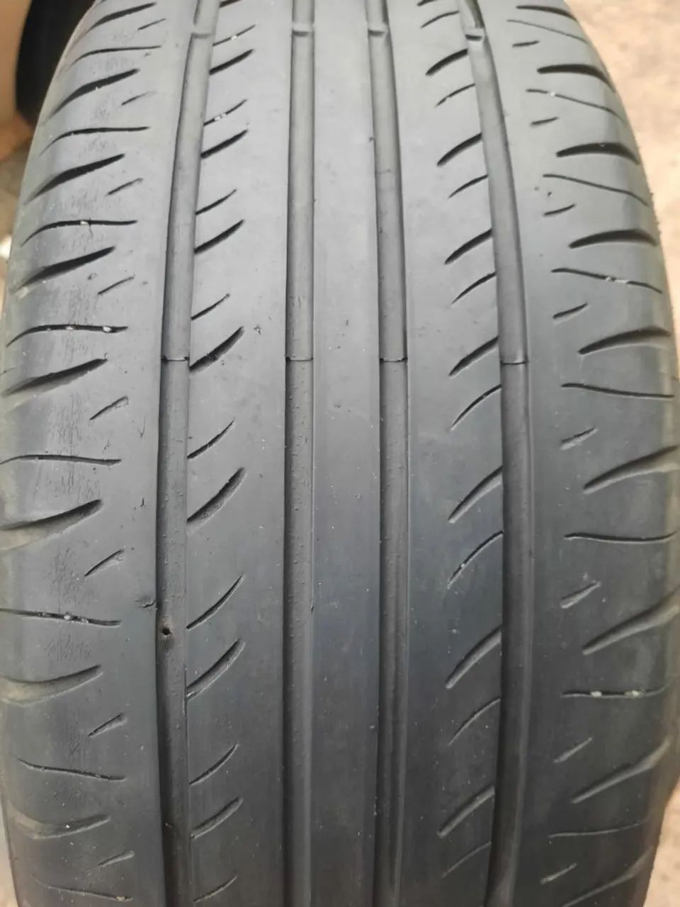 Vendo jogos de pneus aro 16 215/65/16 e tenho também 215/60/16