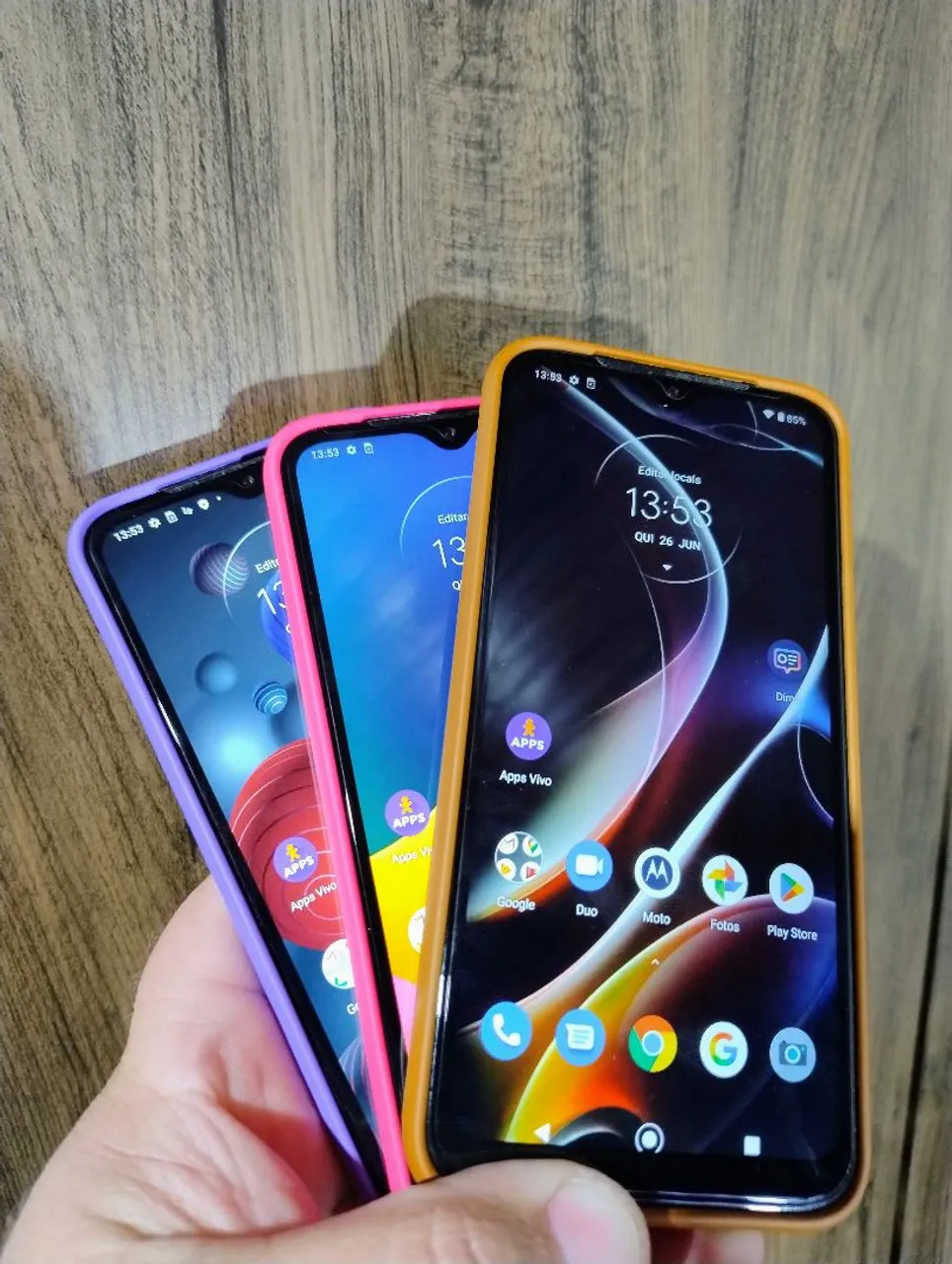 Vendo moto G8 plus 64 Gigas Acompanha Carregador capinha e película 3D