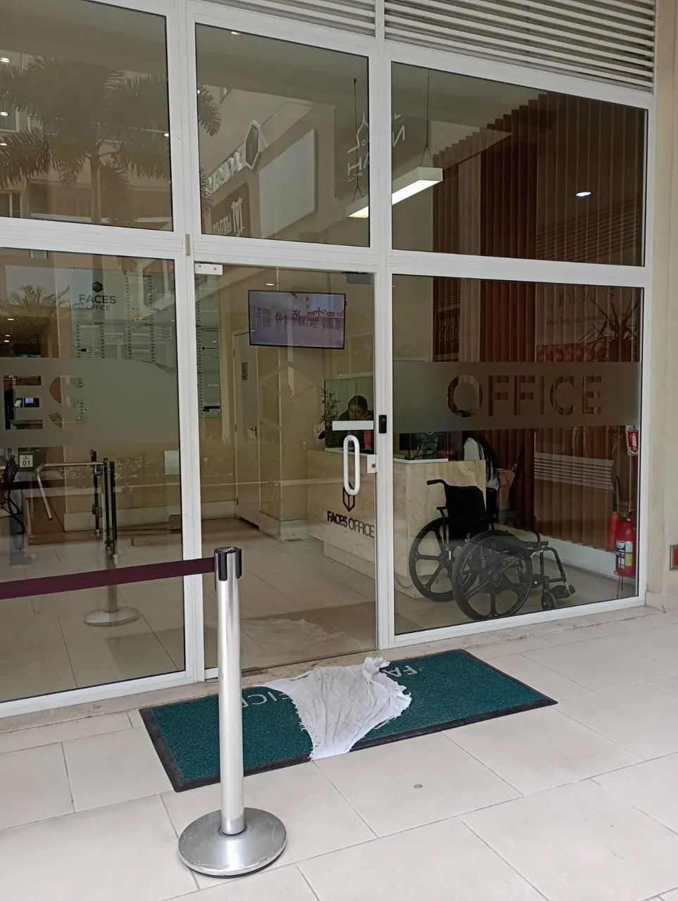 Alugo sala comercial no Faces Office na Penha / RJ - Foto 4