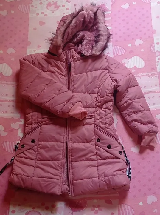 Casaco de inverno rosa infantil