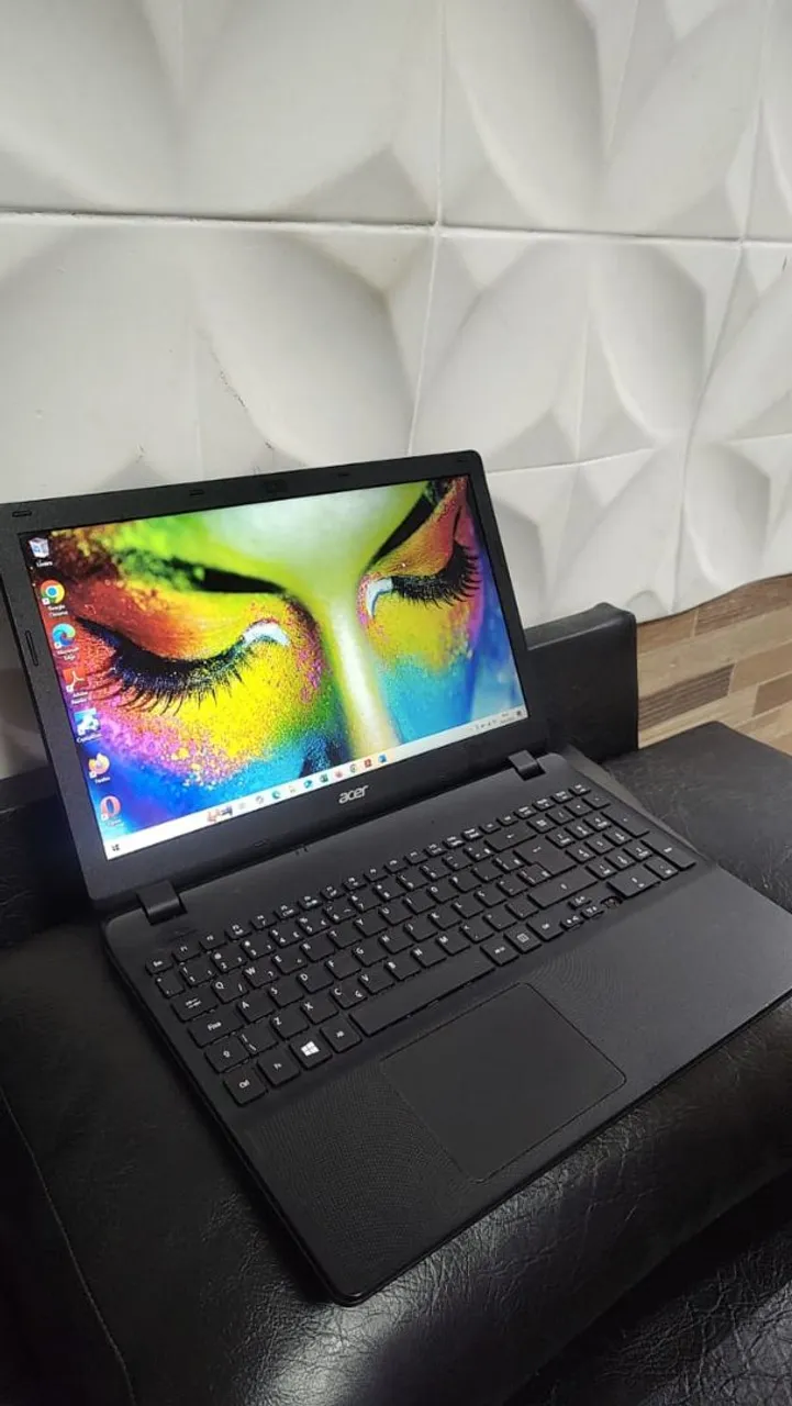 Notebook Acer Quase Core tela 15.6 SSD 240Gb 4 Gb Bateria durando 3h 30min