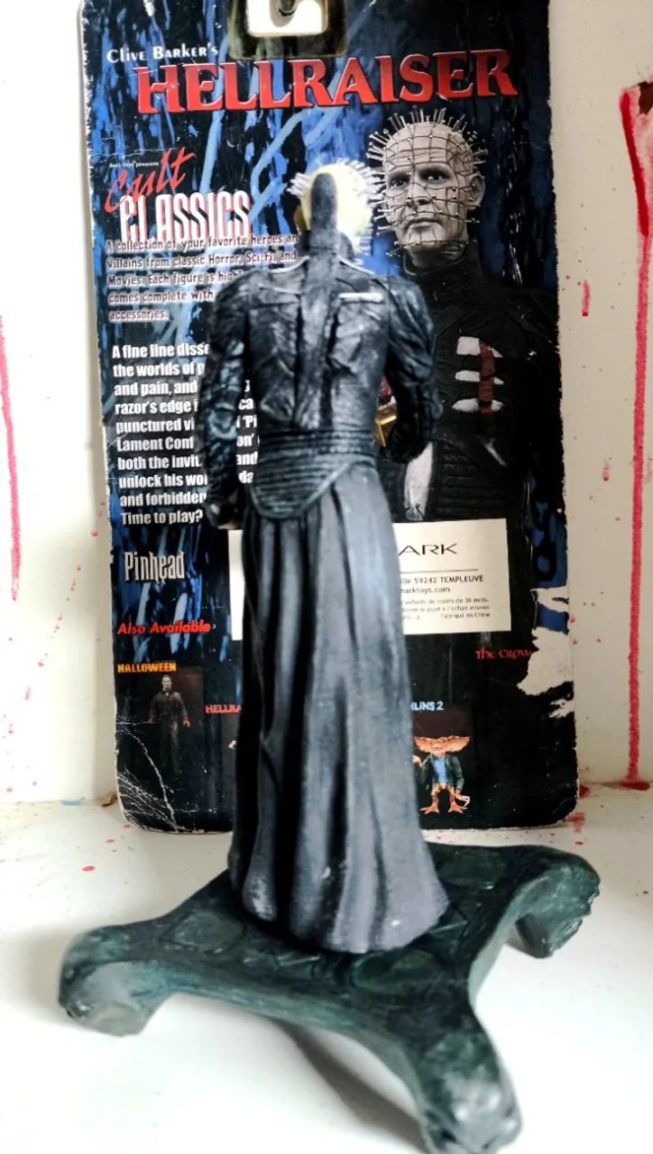 Pinhead + base pilar baf- Hellraiser Cult Classics Icon - Neca - 2009 - Foto 4