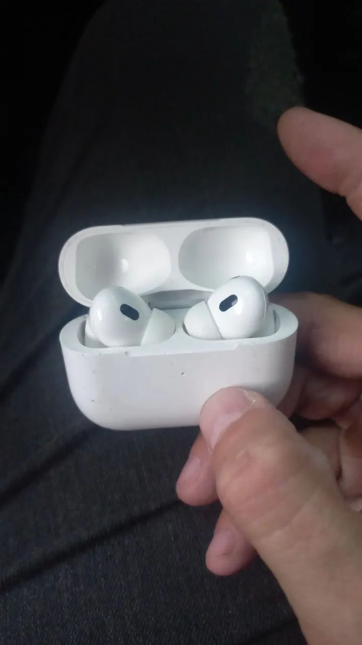 Apple Airpods Pro - Case de carregamento