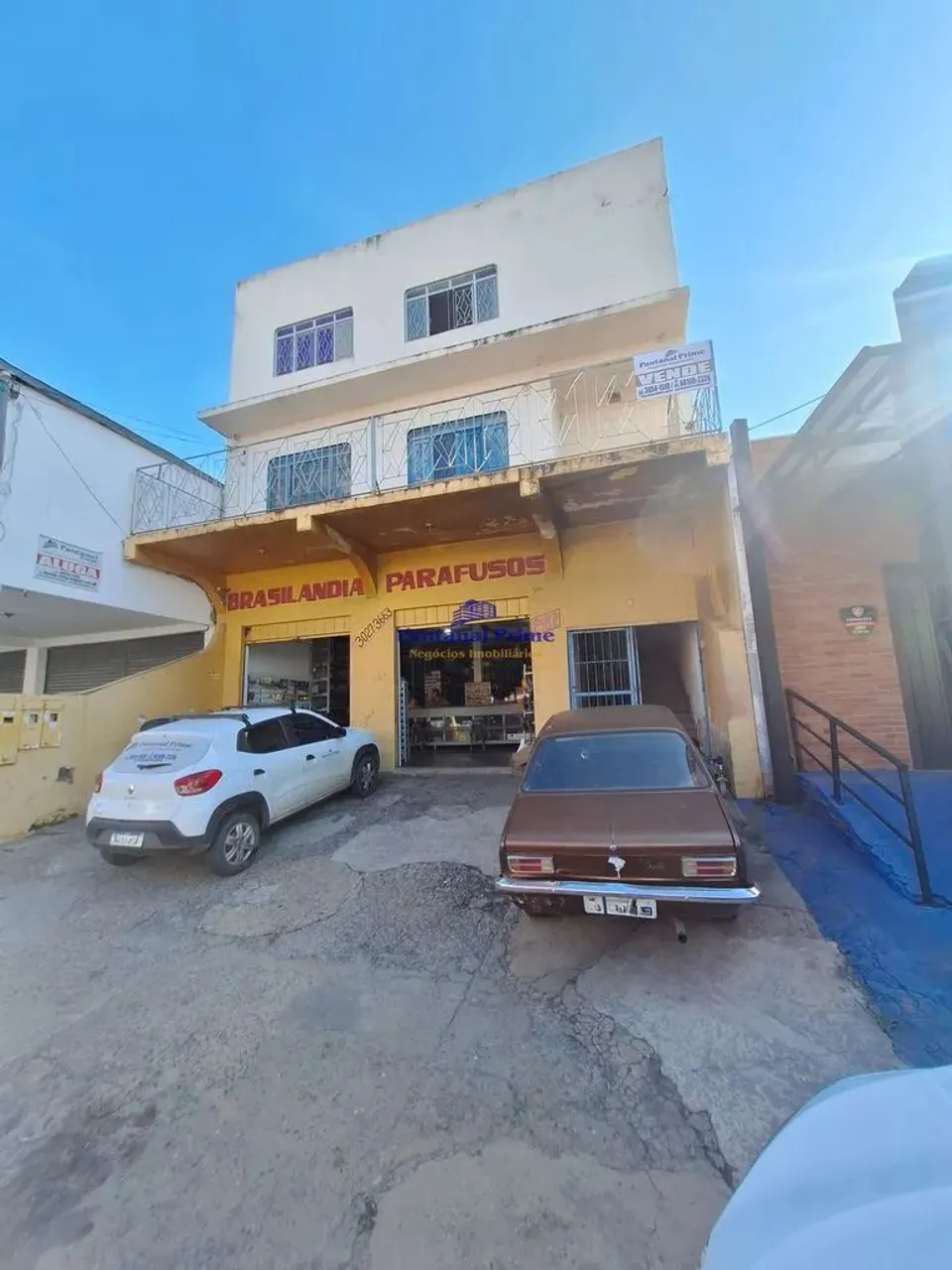 Salão Comercial - Av. Carmindo de Campos - Bairro Jardim Paulista - Cuiabá - MT