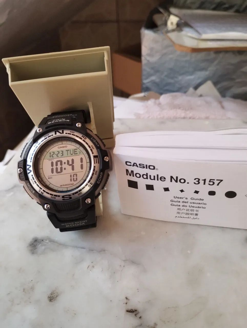 Relógio Casio 200M novo,na caixa,despertador,mede temperatura,bússola,etc no