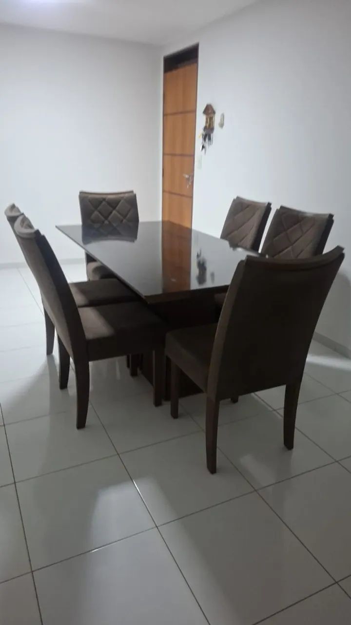 Mesa de jantar 6 lugares