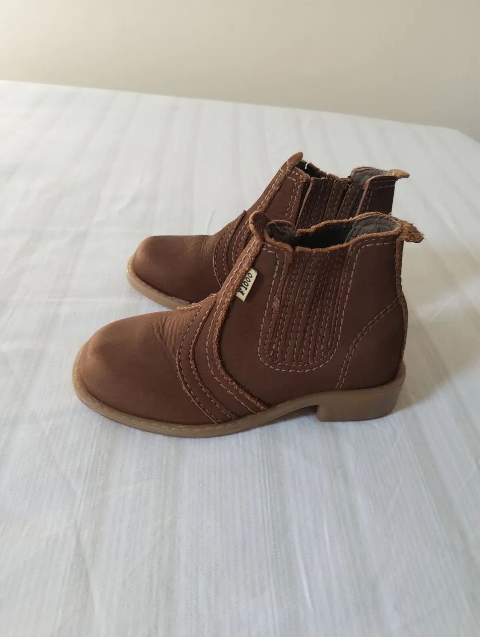 Vendo botina infantil  - Foto 2