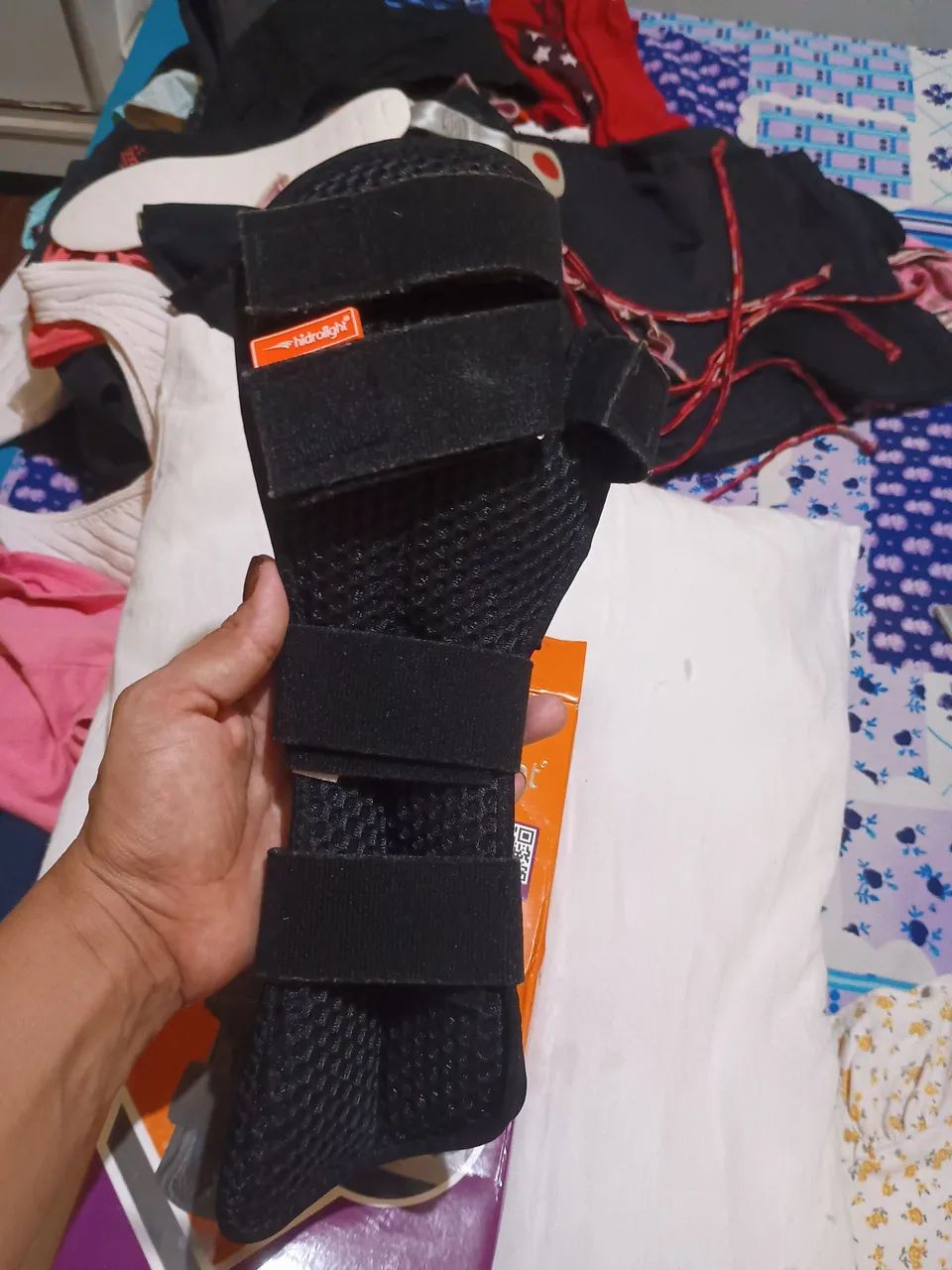 Tala rígida para mão e antebraço - Foto 3