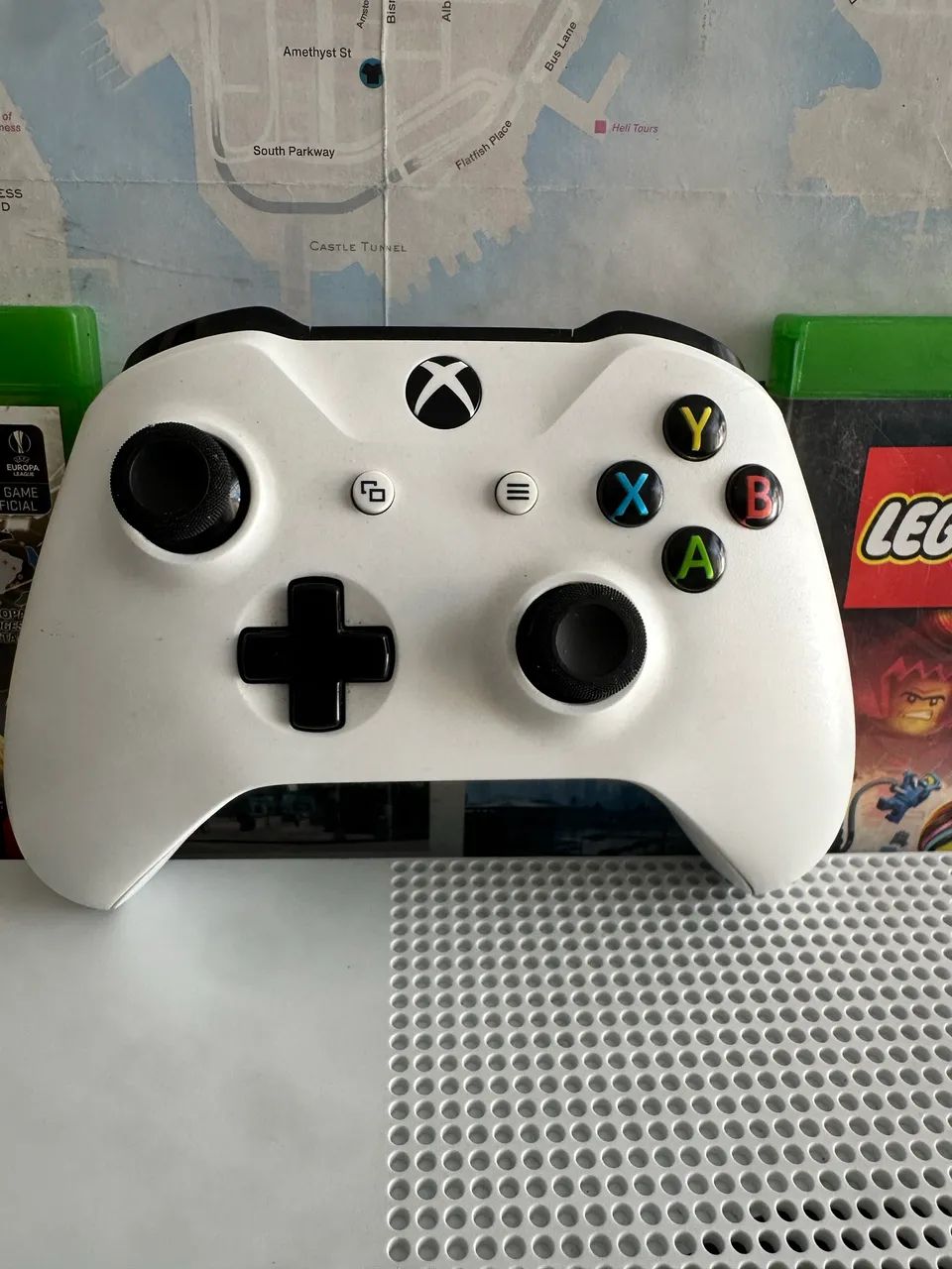 Xbox One S 1 terabyte  - Foto 3